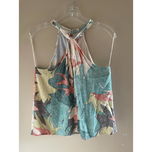 ✨NWT O’Neil Summer print halter top - Picture 2 of 4